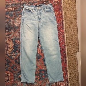 Hollister Ultra High-Rise Vintage Straight Jeans
